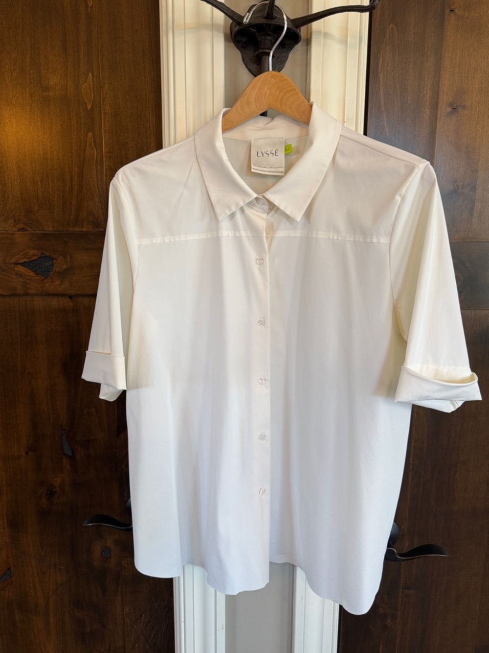 Lysse Short-Sleeve Button-Down Shirt XL